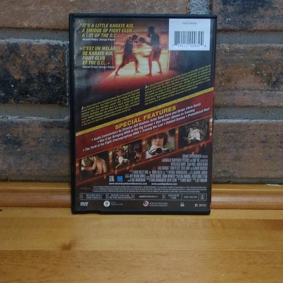 6/$15 Never Back Down - DVD - Picture 3 of 5